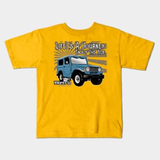 Daihatsu taft f50 wildcat Kids T-Shirt